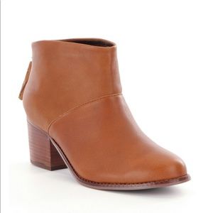 New leather TOMS Leila booties